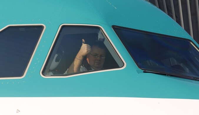 Belangen in Aer Lingus worden verkocht.