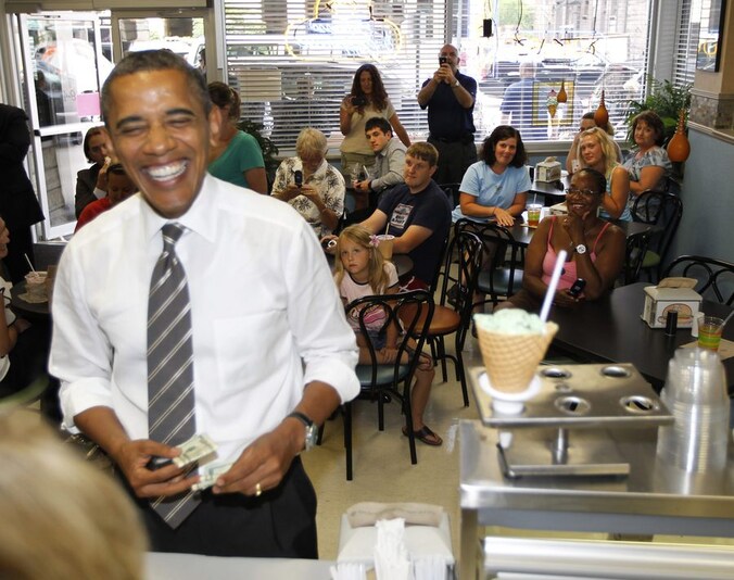 Barack Obama in Deb's Ice Cream and Deli in Cedar Rapids, Iowa.