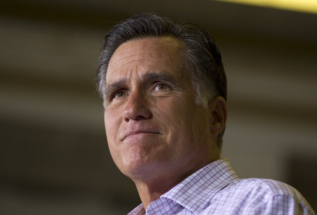 De radiopresentator ziet in de Nieuwe Batman een samenzwering tegen Mitt Romney (foto).
