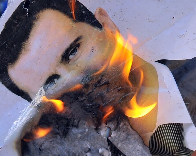 De troepen van president al-Assad zouden de grenzen bewapenen met chemische wapens.