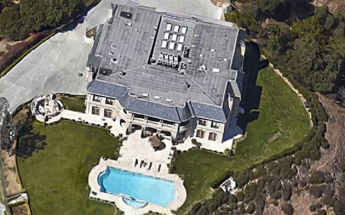De luxevilla van Majed Abdulaziz Al-Saud in Los Angeles.