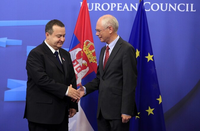 Ivica Dacic (L) premier van Servië, ontmoette vandaag Herman Van Rompuy (R).