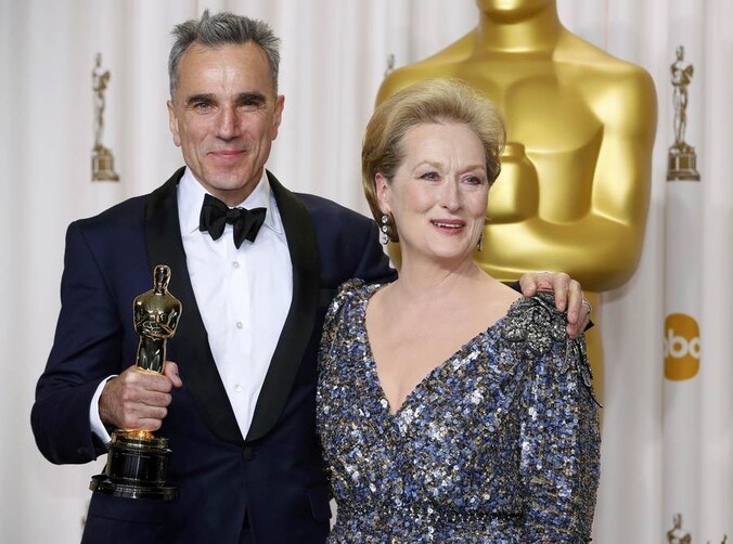 Recordbreker Daniel Day-Lewis grapte met Meryl Streep op het podium.