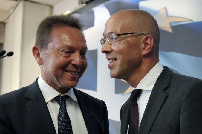 Financiënminister Stournaras (links) met ECB-directeur Jörg Asmussen.