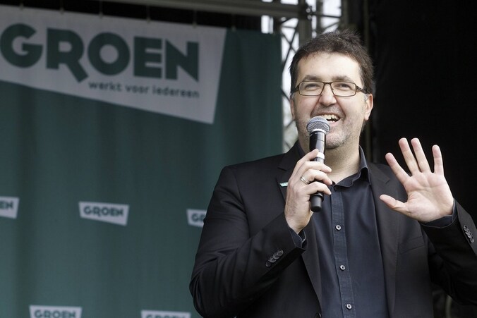 Wouter Van Besien speecht tijdens de ledendag van Groen in Kessel-Lo.