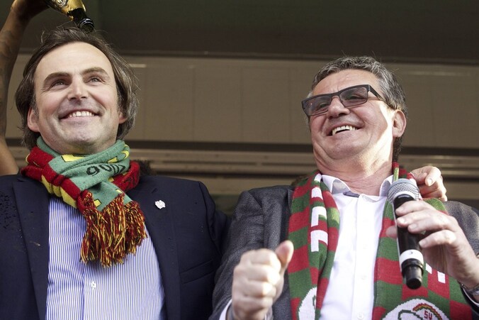 Willy Naessens rechts naast Patrick Decuyper