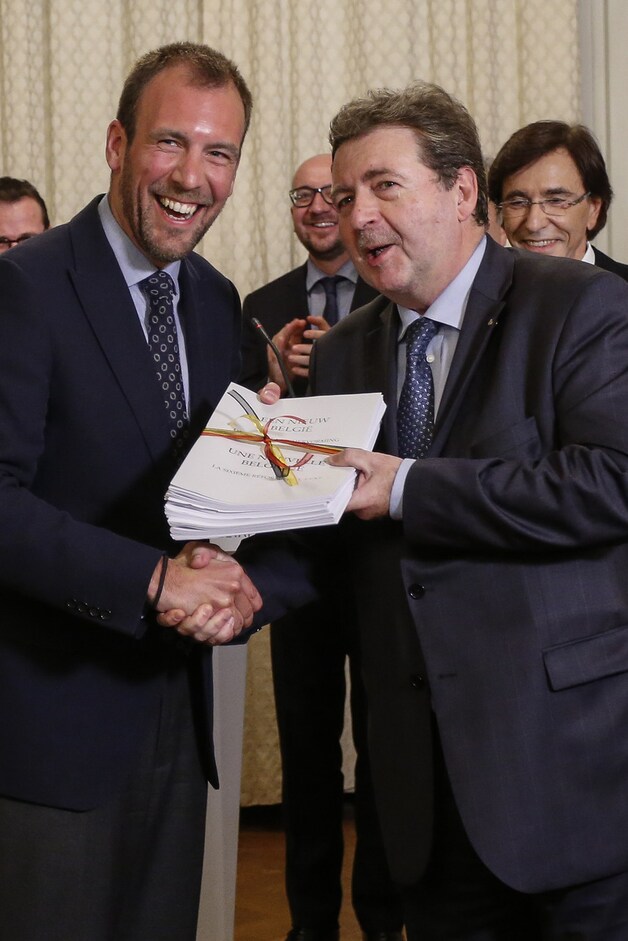 Ook Melchior Wathelet, staatssecretaris van Staatshervorming, toonde zich in zijn nopjes.