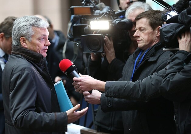 Didier Reynders arriveert op de vergadering van alle EU-buitenlandministers.