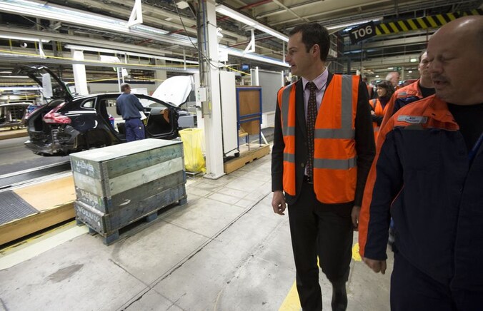 Minister Alexander De Croo bezoekt Volvo Cars Gent.