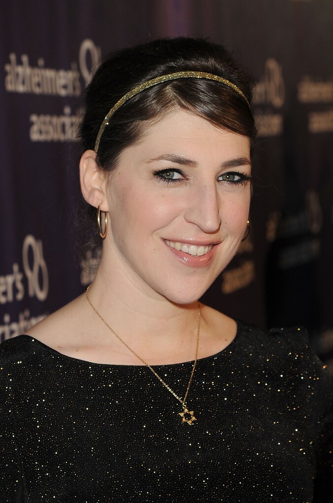 De actrice Mayim Bialik.