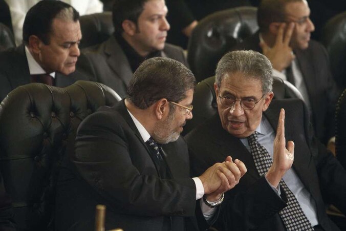 De Egyptische regering.