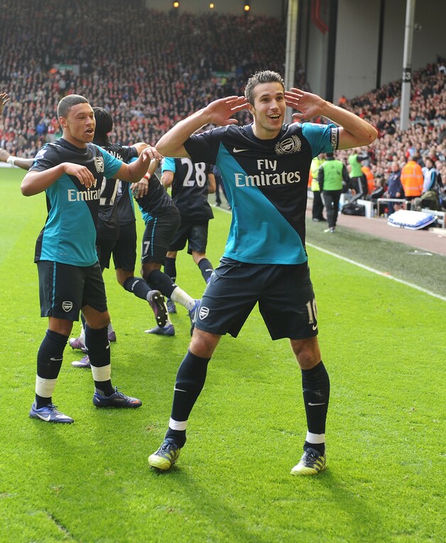 Redder in nood bij Arsenal: van Persie met 25 goals.