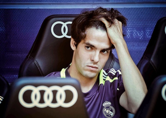 Kaká op de bank van Real Madrid.