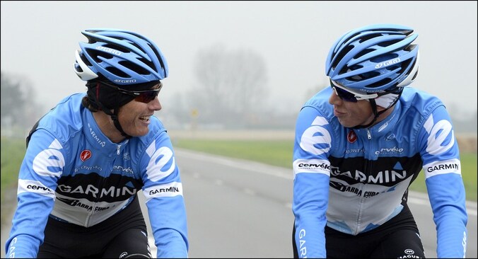 Vansummeren en Vanmarcke tijdens de verkenning.