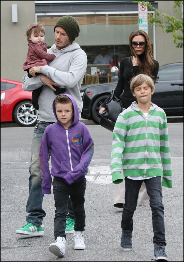 David en Victoria Beckham met Romeo, Cruz en Harper Seven.