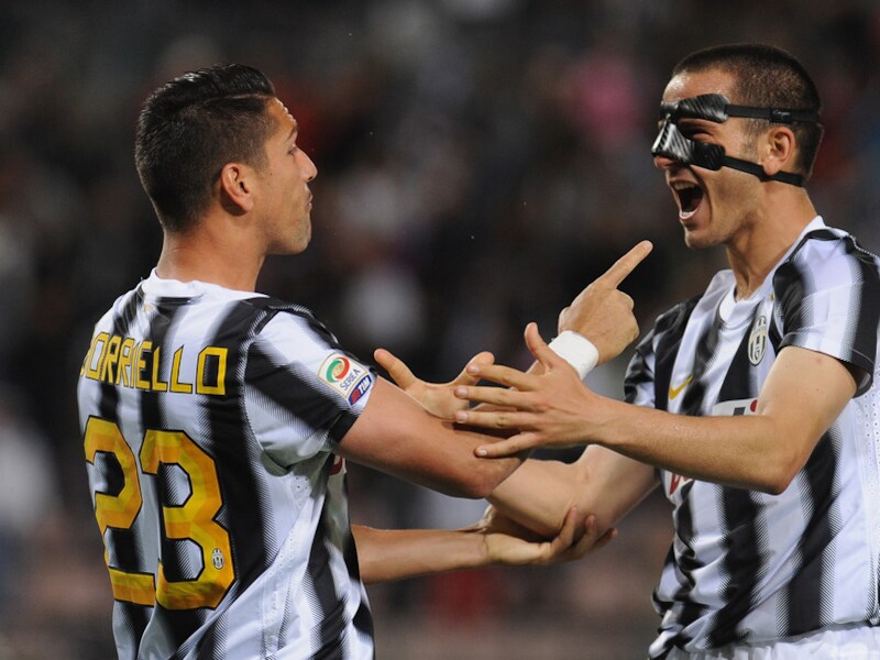 Met 28 titels blijft Juventus met voorsprong de Italiaanse recordkampioen. Zowel Inter als AC Milan was tien keer minder aan het feest.