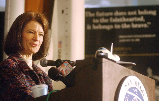 Sally Ride op 7 februari 2003 in San Diego.