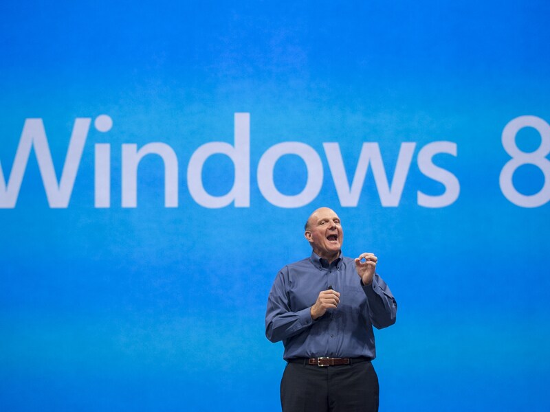 Microsoft topman Steve Ballmer bij de voorstelling van Windows 8.