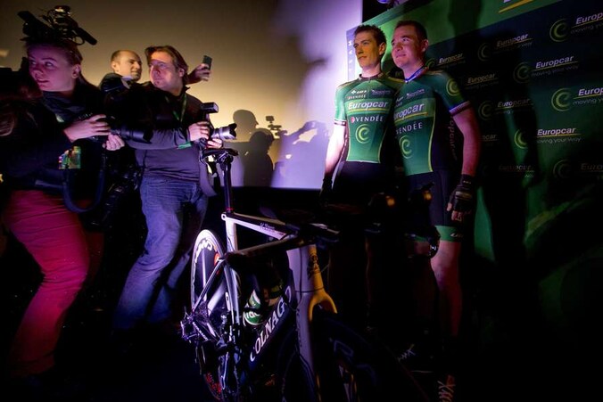 Rolland (l) en Voeckler tijdens de presentatie.