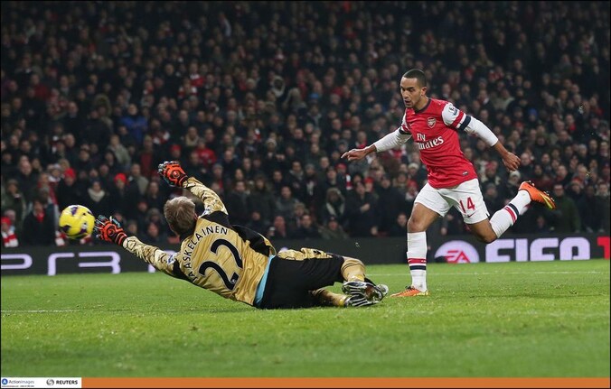 Walcott met de vierde treffer voor de 'Gunners'.