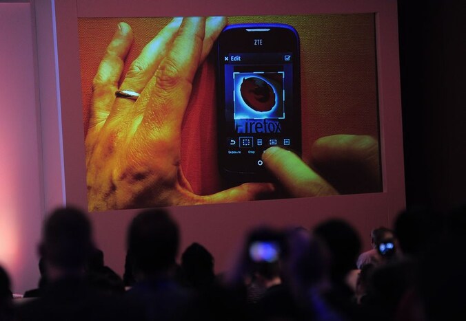 Net voor het Mobile World Congress stelde Firefox zijn besturingssysteem voor, hier op een ZTE-toestel.
