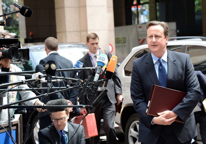 De Britse premier David Cameron bij zijn aankomst op de EU-top.