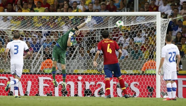 Na de pauze en in de verlengingen was het vooral Buffon die geviseerd werd.