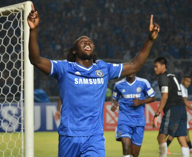 Romelu Lukaku scoort aan de lopende band in de voorbereiding van Chelsea