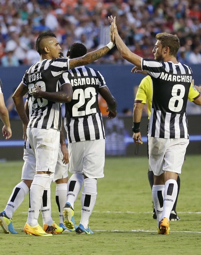 Claudio Marchisio (r).