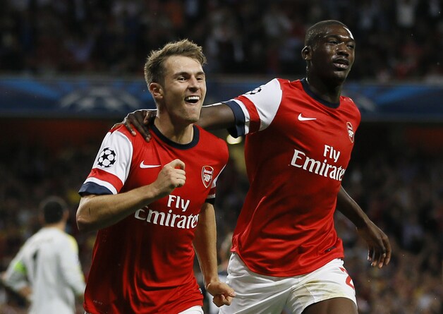 Aaron Ramsey, hier met de ingevallen Yaya Sanogo, scoorde twee keer.