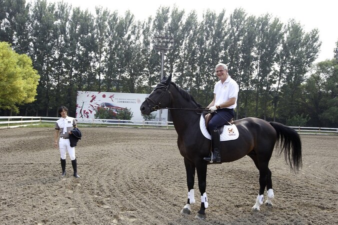 Peeters ging het Vlaamse paard op gepaste wijze promoten in China.