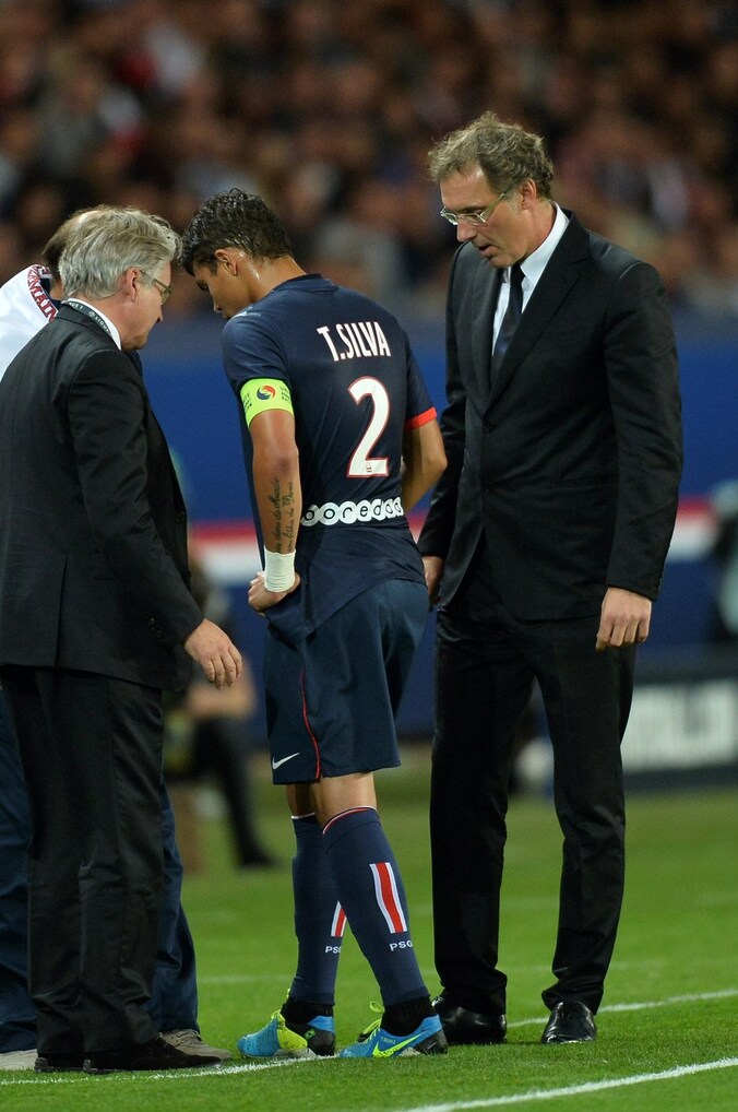 Aanvoerder Thiago Silva druipt af tegen Monaco.