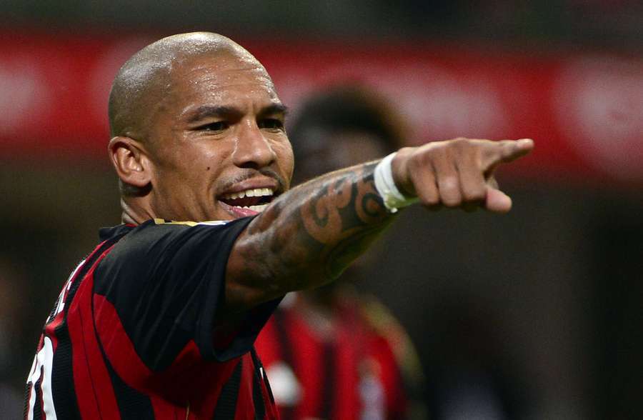 NIgel de Jong stond in de basis bij Milan.