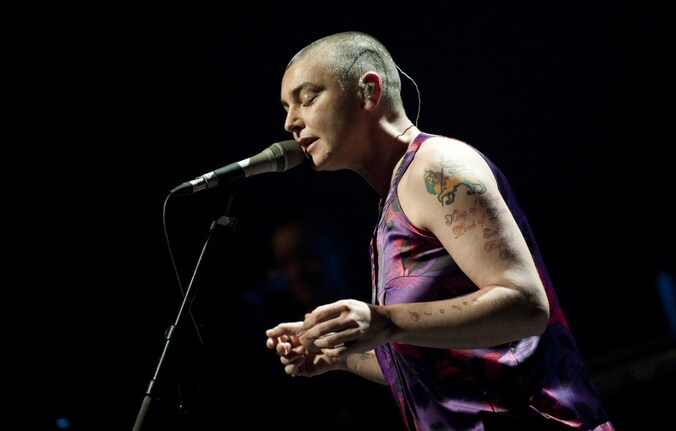 Sinead O'Connor zegt dat fans van Miley Cyrus willen dat ze zelfmoord pleegt.