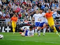 Thiago Alcantara zet Barcelona 0-1 voor in La Romareda.