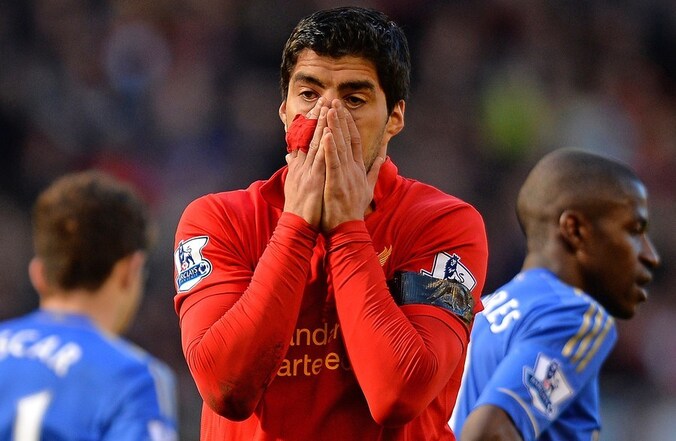 Luis Suárez tijdens Liverpool - Chelsea.