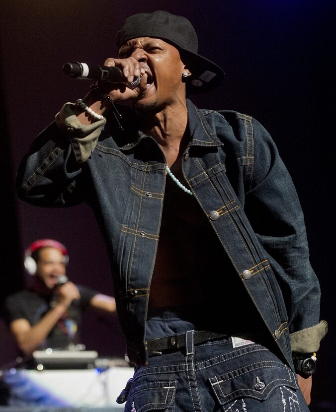 Rapper Chris Kelly, die vroeger in de hiphopgroep Kris Kross zat, overleed gisteren aan een overdosis.