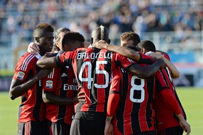 Mario Balotelli heeft Milan op 0-4 gezet.