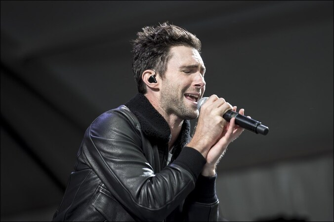 Adam Levine aan het werk op het Jazz &amp; Heritage Festival in New Orleans.