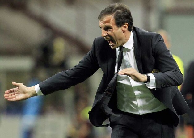 Coach Massimiliano Allegri van AC Milan .
