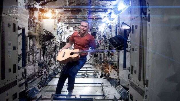 Gezagvoerder Chris Hadfield.