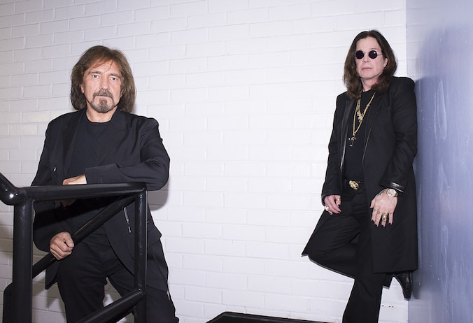 Geezer Butler (links) en Ozzy Osbourne van Black Sabbath.