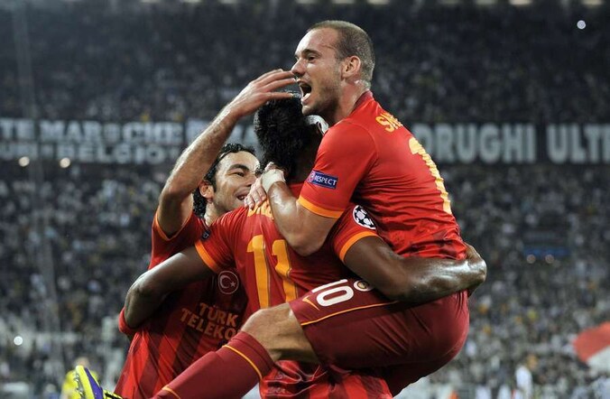 Wesley Sneijder was weer belangrijk voor Galatasaray.