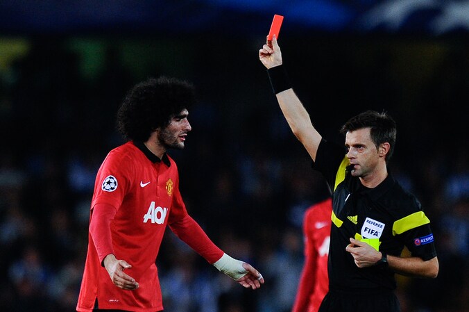 Marouane Fellaini slikte in de slotfase zijn tweede gele kaart.
