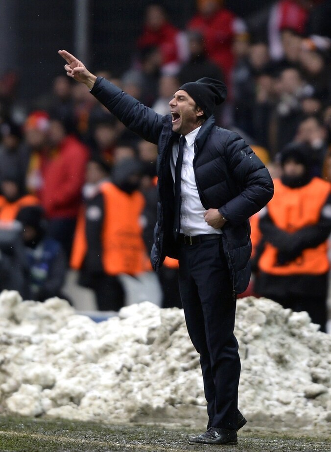 Antonio Conte is furieus op de UEFA.