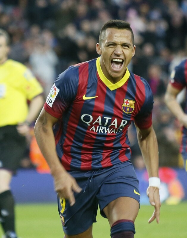 Drie goals voor Alexis Sanchez, een unicum in het shirt van Barcelona
