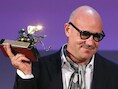 Gianfranco Rosi en zijn Gouden Leeuw.