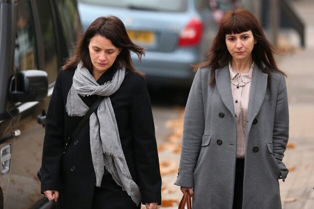 De voormalige assistentes Francesca en Elisabetta Grillo