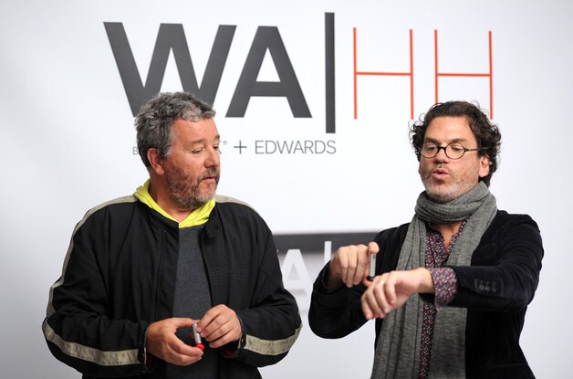 Philippe Starck eb David Edwards stellen hun snufje voor.