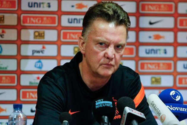 Op de persconferentie van vandaag stond de babbel van Van Gaal weinig stil.